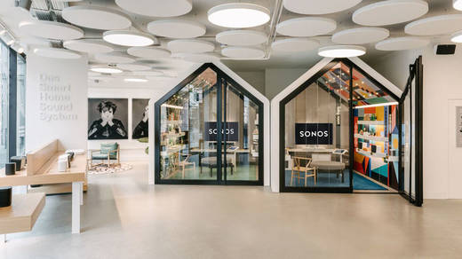 So sieht das Sonos-Geschäft in Berlin aus. Ab sofort kann man die Marke in drei Städten aber auch zuhause live erleben - bevor man ein komplettes Soundsystem kauft.