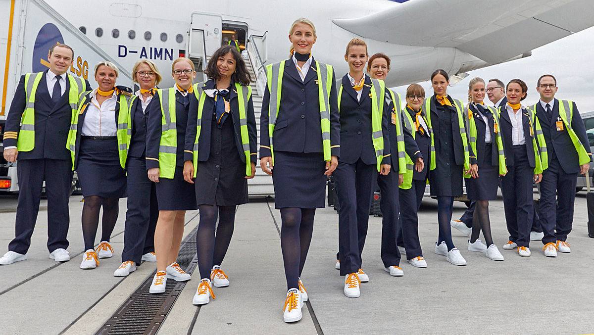 Adidas lufthansa sneaker best sale