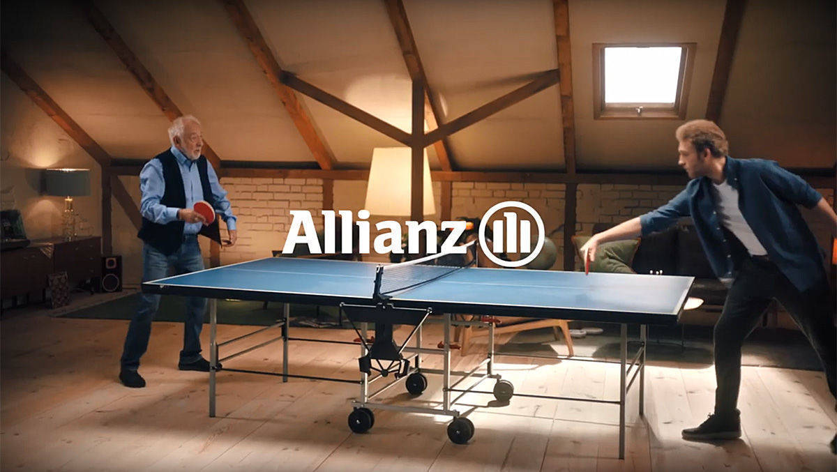 Dieter und Johannes Hallervorden im neuen TV-Spot für die Allianz Pflegevorsorge.