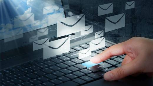 Eine aktuelle Studie von Twilio zeigt, dass Verbraucher am liebsten per E-Mail oder Textnachricht mit Unternehmen kommunizieren.