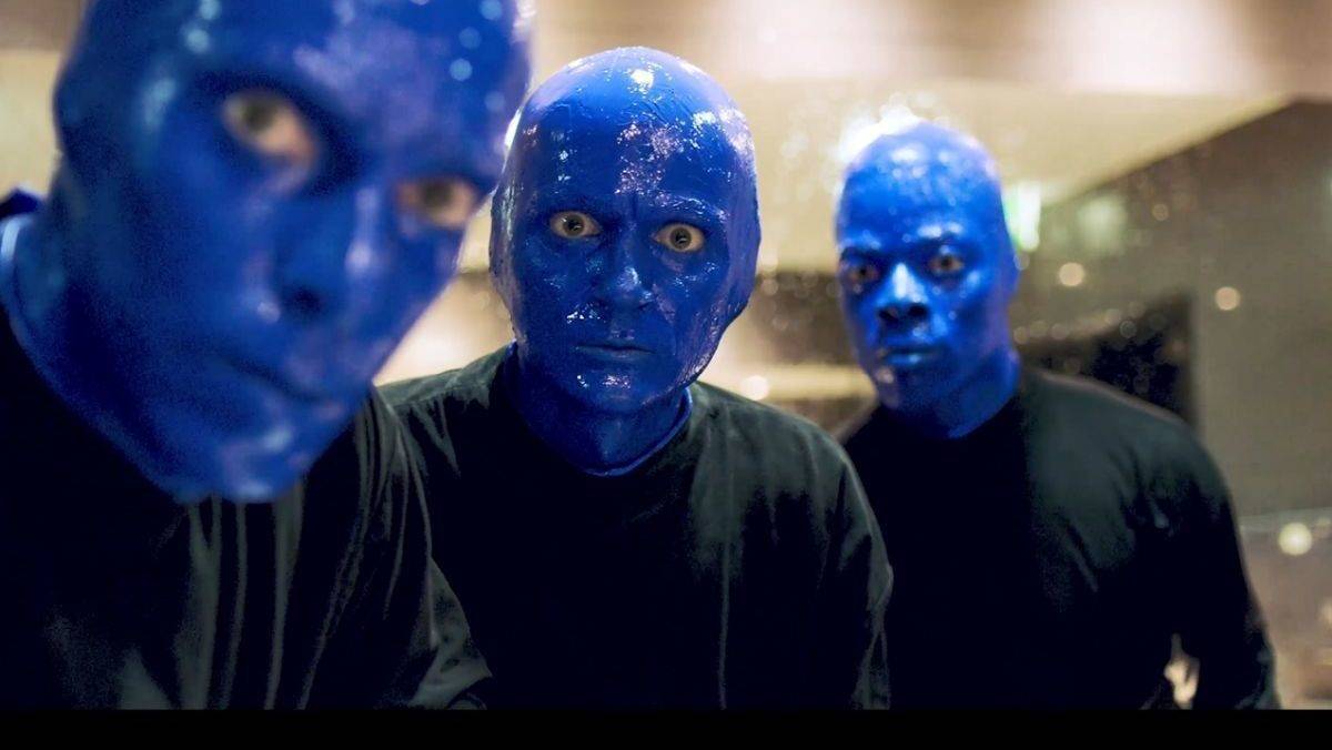 Mit einem humoristischen Video machen The Blue Man Group und Viva con Agua auf den World Toilet Day der UN aufmerksam.