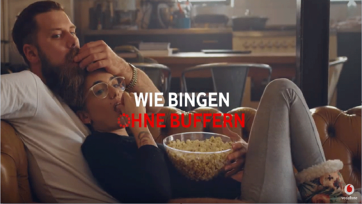 Wie "Bingen ohne Buffern": Vodafone stellt in einer neuen Kampagne den sorgenfreien Anbieter-Wechsel in den Mittelpunkt. 