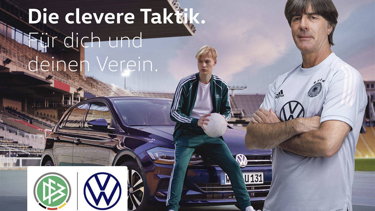 Bundestrainer Joachim Löw wird einem Verein einen Besuch beim Training abstatten.