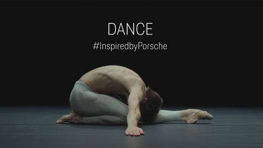 Friedemann Vogel ist Balletttänzer und interpretiert das Motiv "Inspired by Porsche".