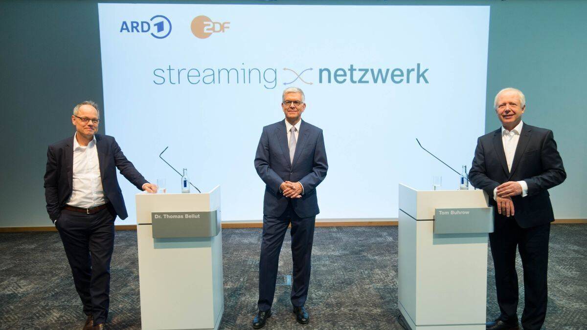 v.l.: SWR-Intendant Kai Gniffke, ZDF-Intendant Thomas Bellut und ARD-Vorsitzender Tom Buhrow. 