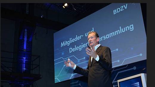 BDZV-Präsident Mathias Döpfner fordert neue Vorschläge für die E-Privacy-Verordnung.