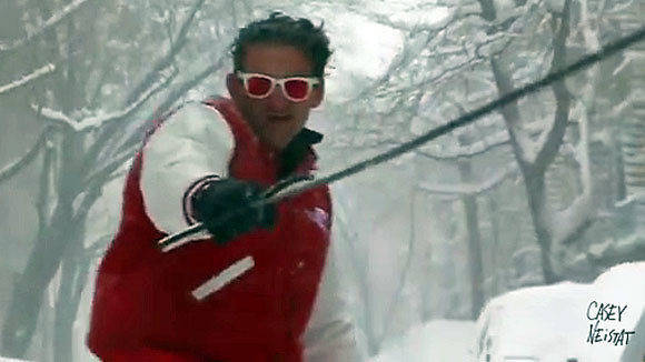 Casey Neistat in seinem Youtube-Hit "Snowboarding with the NYPD". 