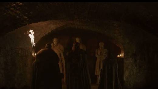 Neuer Promotion-Trailer: Jon Snow, Sansa und Arya Stark treffen ihre Ebenbilder aus Stein.