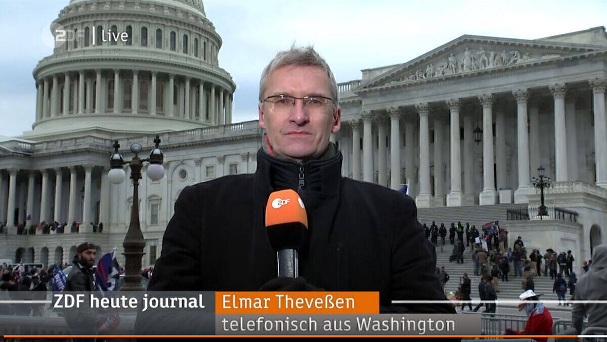 Auch ZDF-Studioleiter Elmar Theveßen berichtet aus Washington.