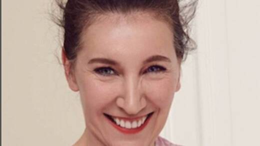 Claudia ten Hoevel kuratiert den neuen Newsletter mit ihrem Team.