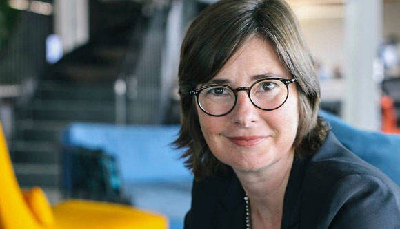 Facebook-Sprecherin Tina Kulow: Seit Herbst habe die Firma "eine Vielzahl an Maßnahmen im Kampf gegen Hasskommentare und Hetze ergriffen."