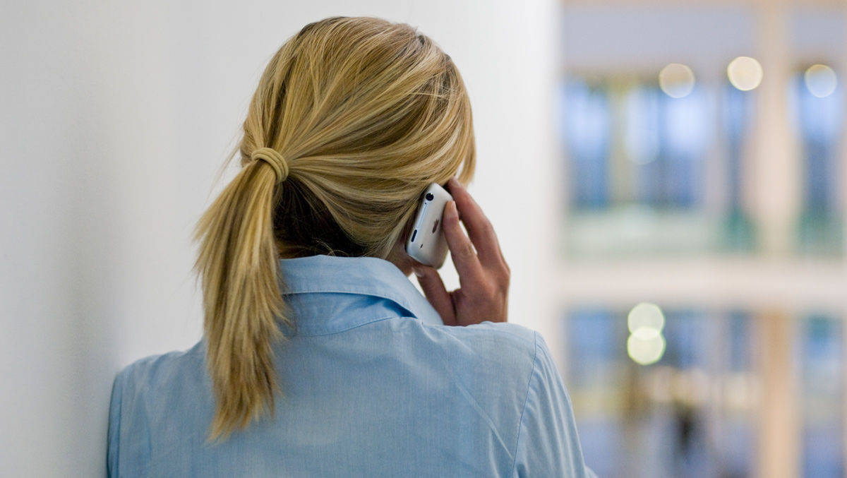 Weil viele Verbraucher von Telefonmarketing-Maschen genervt sind, sollen die Gesetze für Call Center verschärft werden.