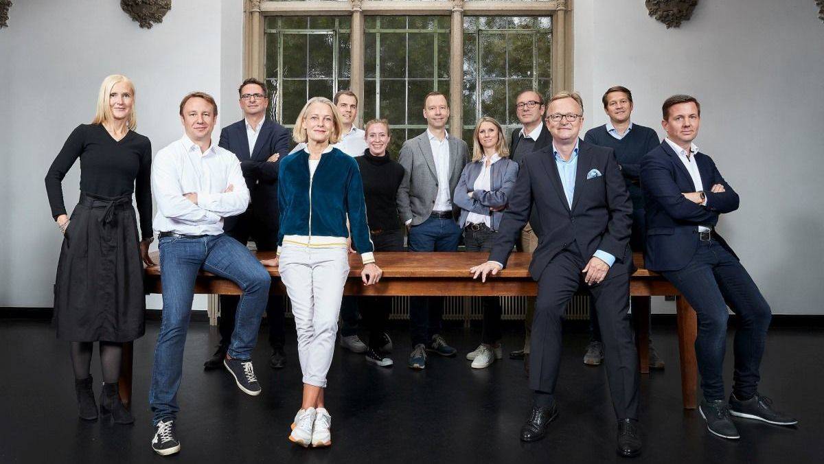 Das ist die neue HMG-Führung: (v.l.) Andrea Wasmuth, Gerrit Schumann, Pascal Gerckens, Miriam Meckel, Sebastian Christensen, Isabel Wolters, Sven Afhüppe, Kim Robertz, Beat Balzli, Oliver Voigt, Christian Sellmann und Thomas Gottlöber.