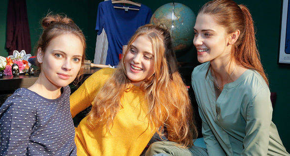 Funk-Webserie "Alles Liebe, Annette" (v.l.): Annette (Barbara Prakopenka), Maria (Sophia Münster), Jenny (Laura Berlin).