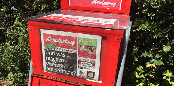 "Und was machen wir jetzt am Sonntag?", fragte die Münchner "Abendzeitung" in der Freitagsausgabe nach dem Aus für Deutschland. Die Frage beantworteten einige mit "Finale nicht schauen".
