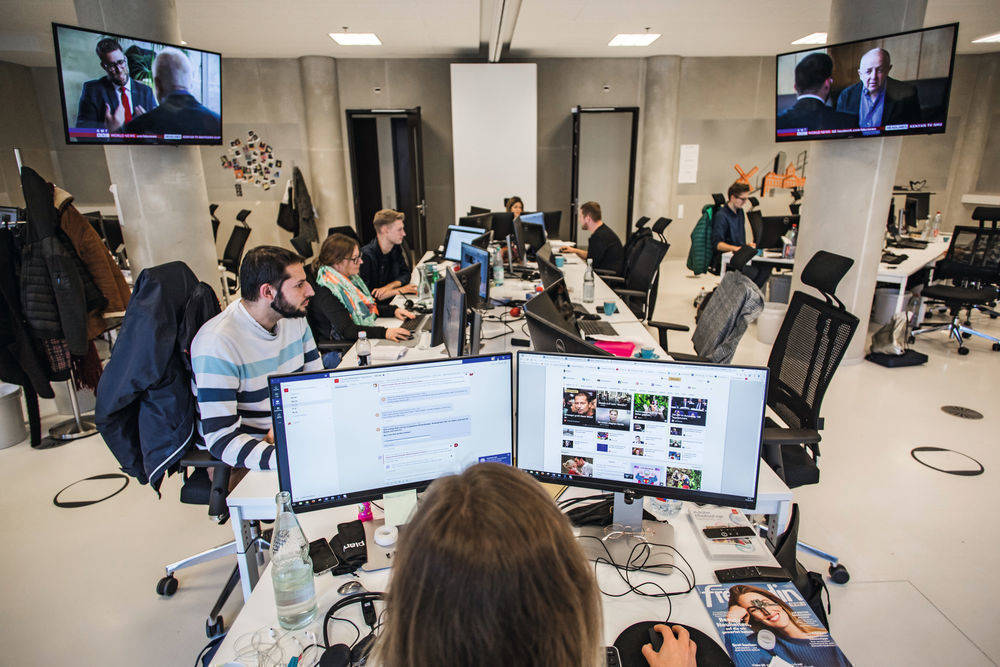 Zehn Länder, acht Sprachen: der MSN-Newsroom in Berlin ist international besetzt