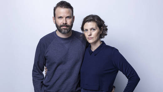 Während der Konzernsprecher gehen muss, haben sie einen neuen Vertrag mit Netflix: Baran bo Odar und Jantje Friese, Partner beruflich und privat, drehen die zweite Staffel von Dark.