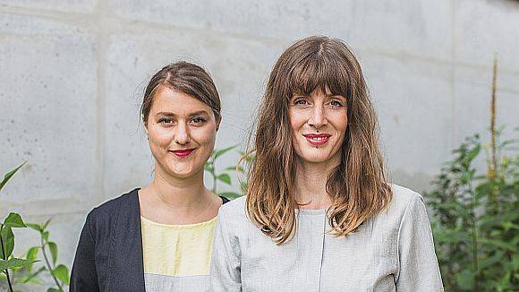 Leiten künftig die neue "Taz"-Abteilung Digitale Transformation: Nicole Schwarzmaier (l.) und Aline Lüllmann.