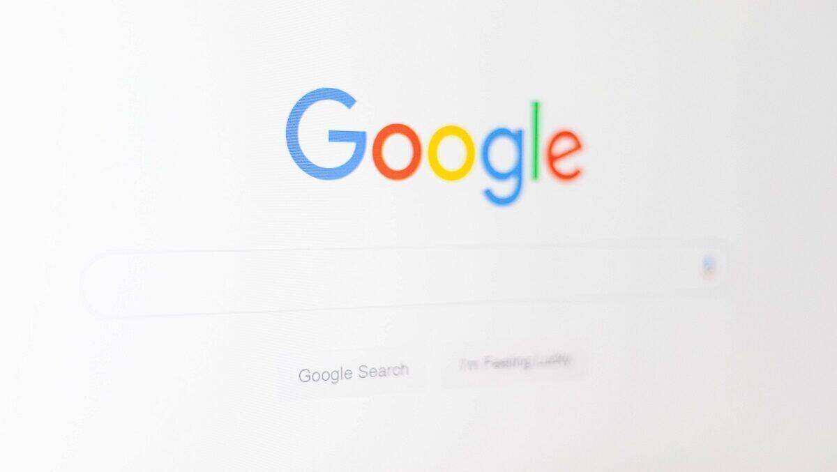 VG Media wift Google vor, durch die Einbindung von Presseerzeugnissen in ihre Angebote die Leistungsschutzrechte von Presseverlegern zu verletzen.