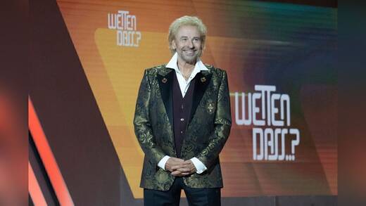 Das Showrevival moderiert wieder Thomas Gottschalk.