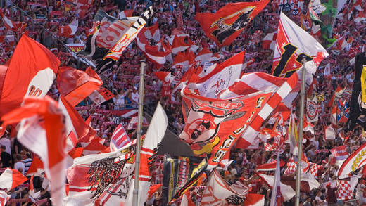 Fans im Stadion: Die Fußball-WM hat Auswirkungen auf das allgemeine Interesse an Fußball-Wettbewerben.