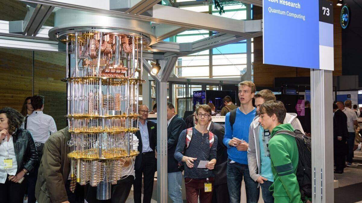 Auf der Cebit 2018 wurde zur Demonstration dieses Modell eines Quantencomputers gezeigt.