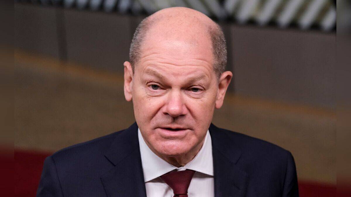 Korrekt gekleidet: Olaf Scholz in Brüssel im Dezember 2021.