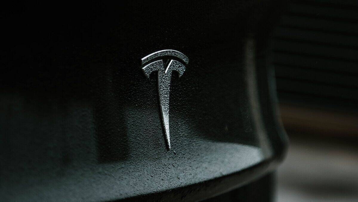 Tesla lieferte im ersten Quartal 184 877 E-Autos aus.