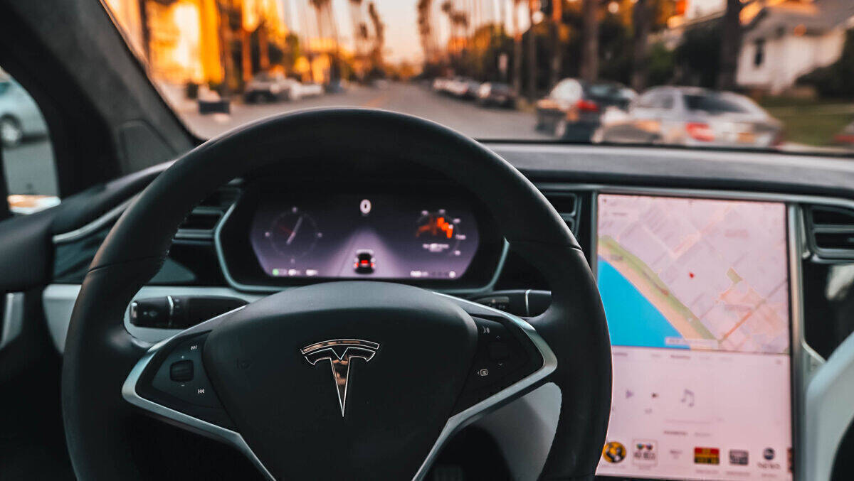 Von wegen Elektroautos sind immer leise: Tesla kann jetzt jedes Geräusch machen, das der Fahrer möchte.