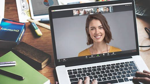 Klingt nicht gut: Videochat-Programme benachteiligen offenbar weibliche Stimmen.