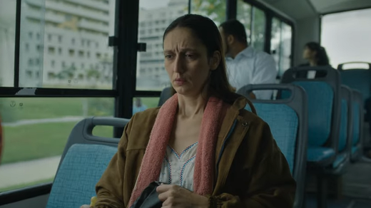 In Schlafanzug und Pantoffeln zur Arbeit? In dem Spot "Confusing Times" von Burger King geht es um die vielen unlogischen Dinge, die die Corona-Pandemie mit sich gebracht hat.