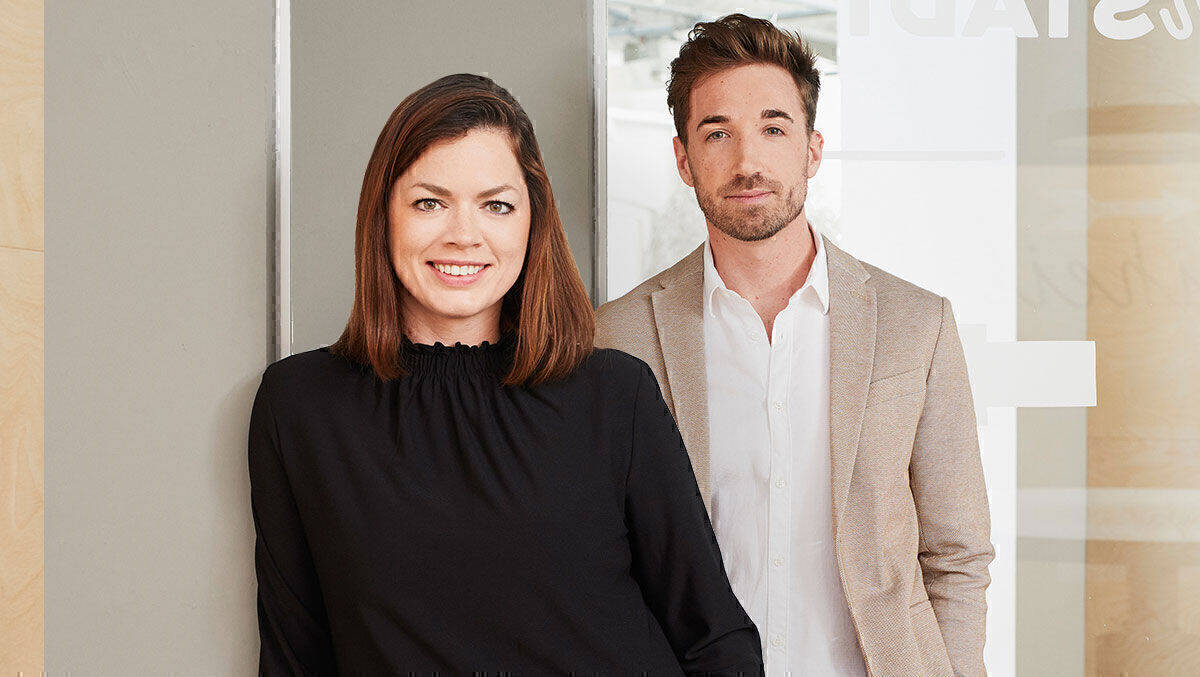 Daniela Pohle und Marius Hallet sind Teil von Xccelerate, der Strategieeinheit der Agentur Crossmedia.