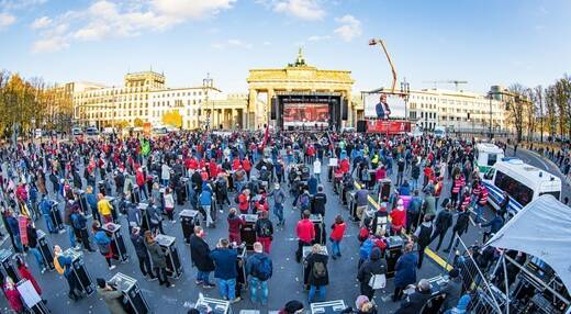 Mehrere tausend Menschen aus der Veranstaltungswirtschaft demonstrierten im Oktober in Berlin.