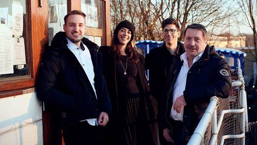 Das Agenturressort der W&V mit Marina Rößer (v.l.), Conrad Breyer, Maximilian Flaig und Peter Hammer dankt dem Top 5 Club. Hat Spaß gemacht.