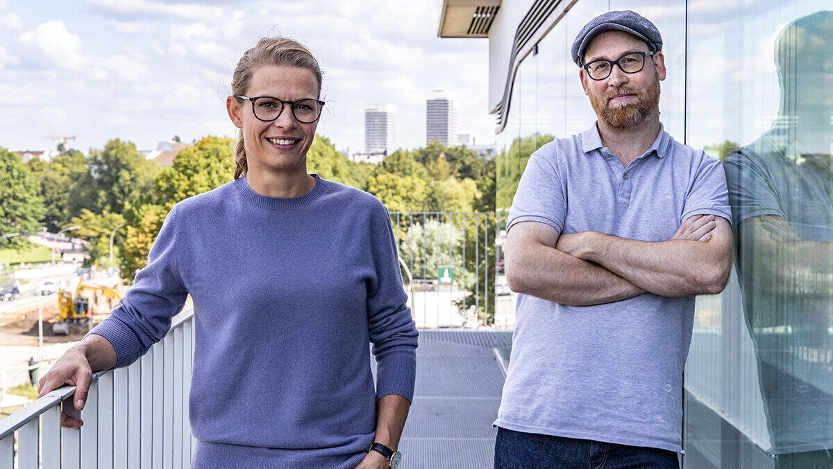 Arbeiten weiter zusammen - nun bei KNSK: Eva-Christin Putz und Tim Keil.