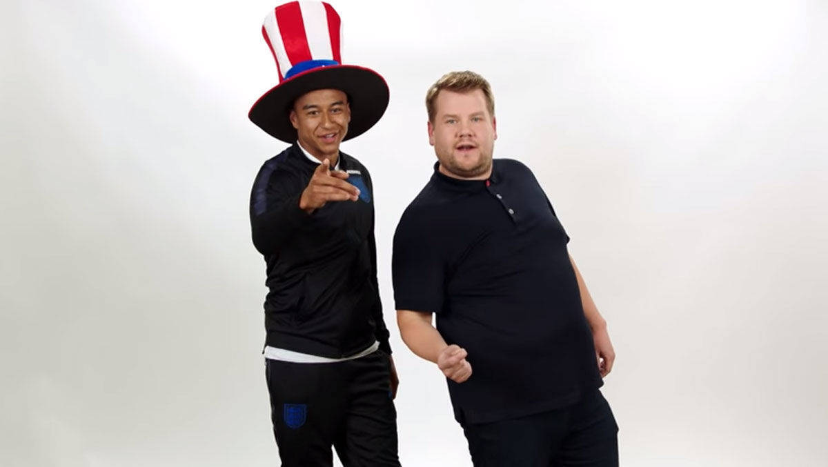 James Cordon bringt Jesse Lingard bei, wie Amerikaner tanzen.